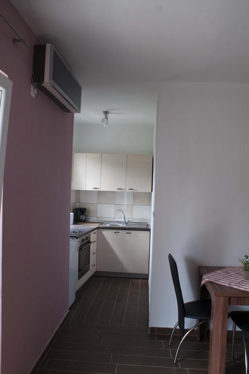 Apartments Martina Bibinje Eksteriør bilde