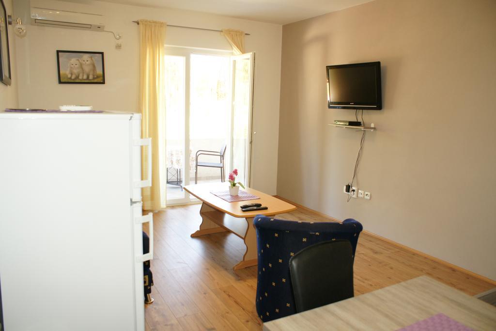 Apartments Martina Bibinje Eksteriør bilde