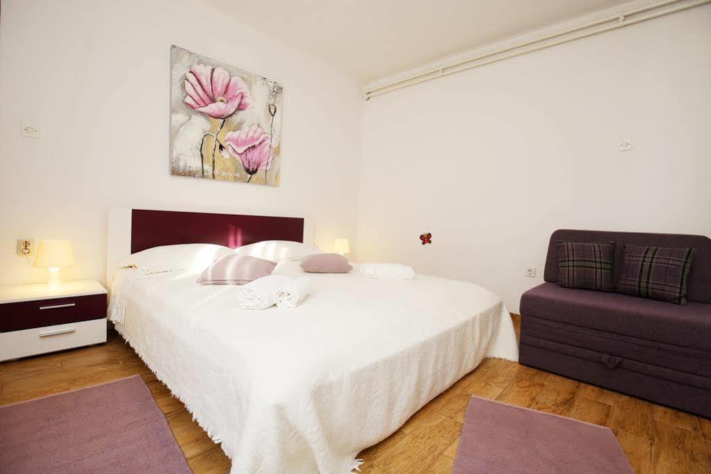 Apartments Martina Bibinje Eksteriør bilde