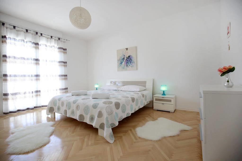 Apartments Martina Bibinje Eksteriør bilde